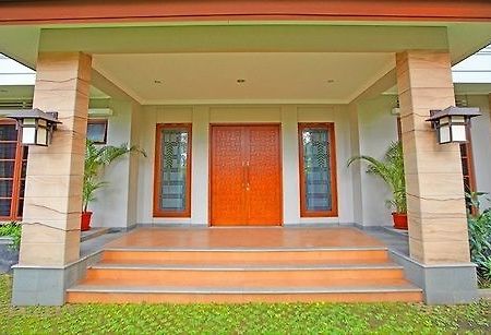 Rumah Aca バンドゥン エクステリア 写真